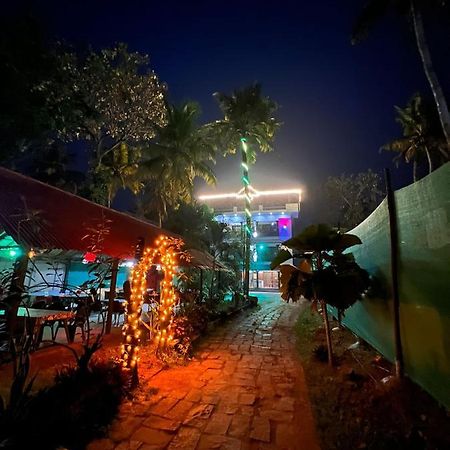Mohans Ayurvedic Beach Resort Varkala Exterior photo