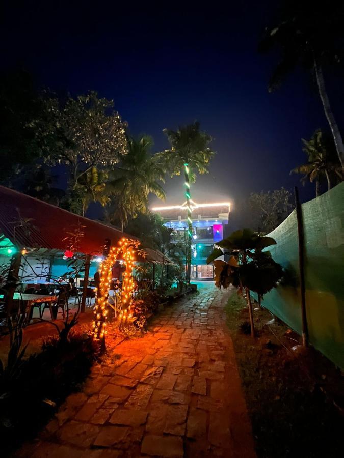 Mohans Ayurvedic Beach Resort Varkala Exterior photo